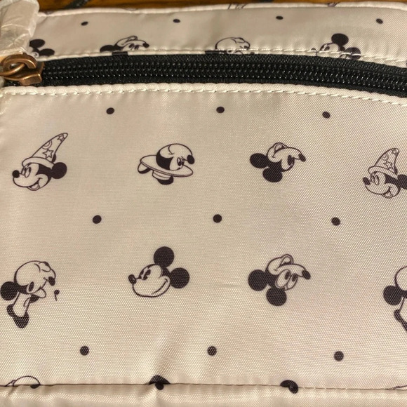 Petunia Pickle Bottom Mickey Mouse Convertible Belt Bag - Picture 2 of 8